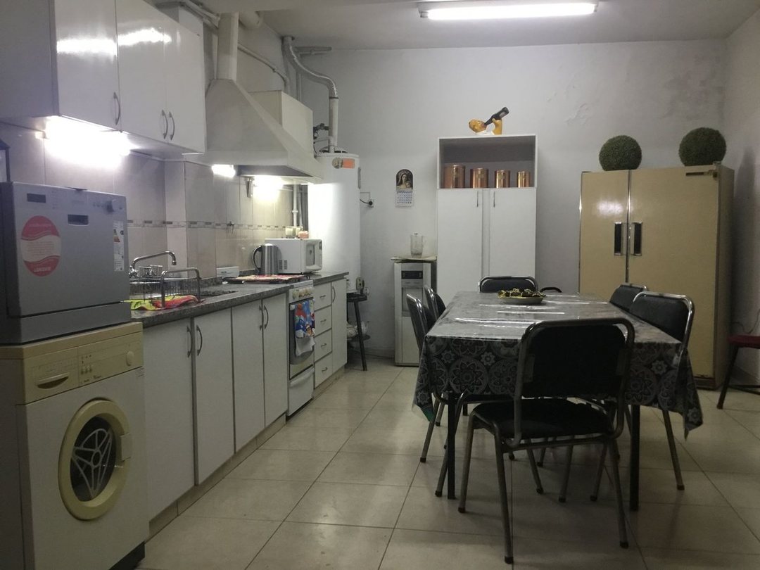 VENTA CASA ESQUINA 2 PLANTAS Y 4DORMITORIOS