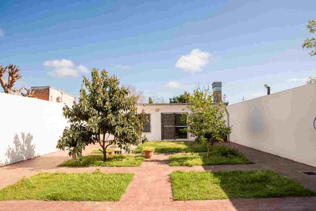Casa c/Local a estrenar, Gran Quincho/SUM y Parque
