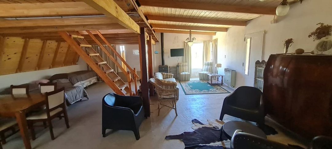 VENTA CASA FRENTE A RIO LOS REARTES