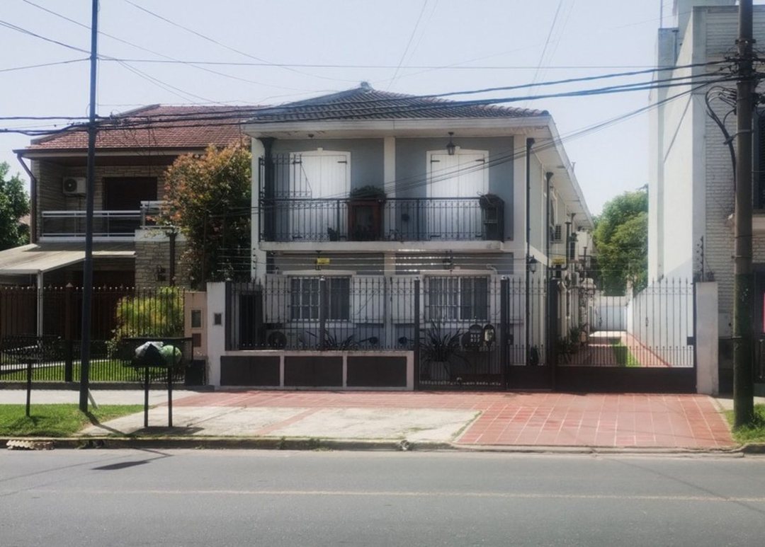 PH 3 AMB EN VENTA BANFIELD C/COCHERA