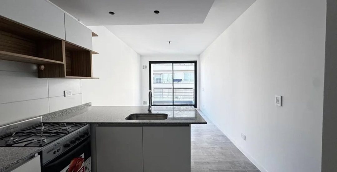 VENTA DPTO 1 AMBIENTE Y MEDIO ALMAGRO BALCON