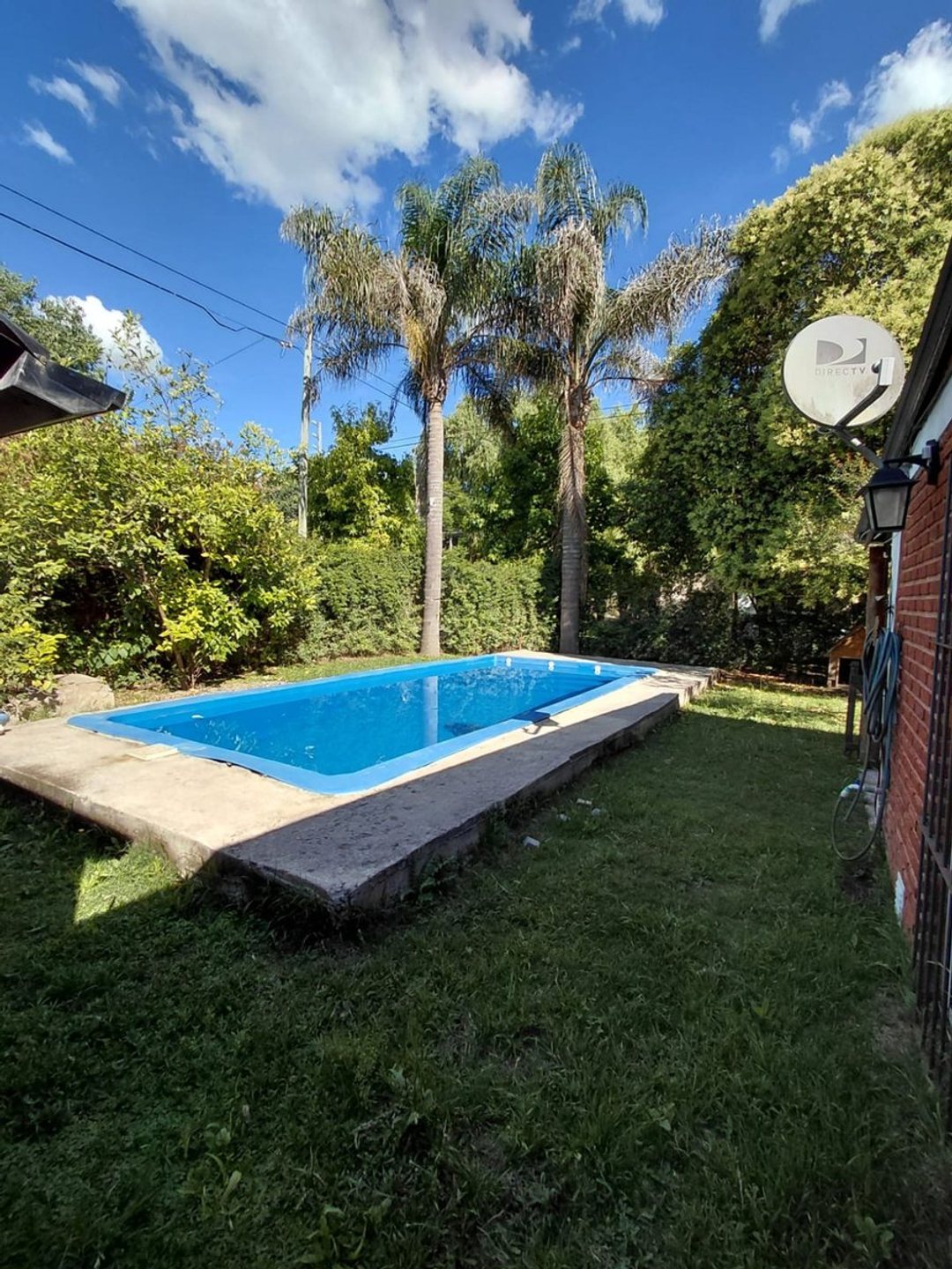 CASA DE 3 AMBIENTES EN VENTA CON PILETA.
