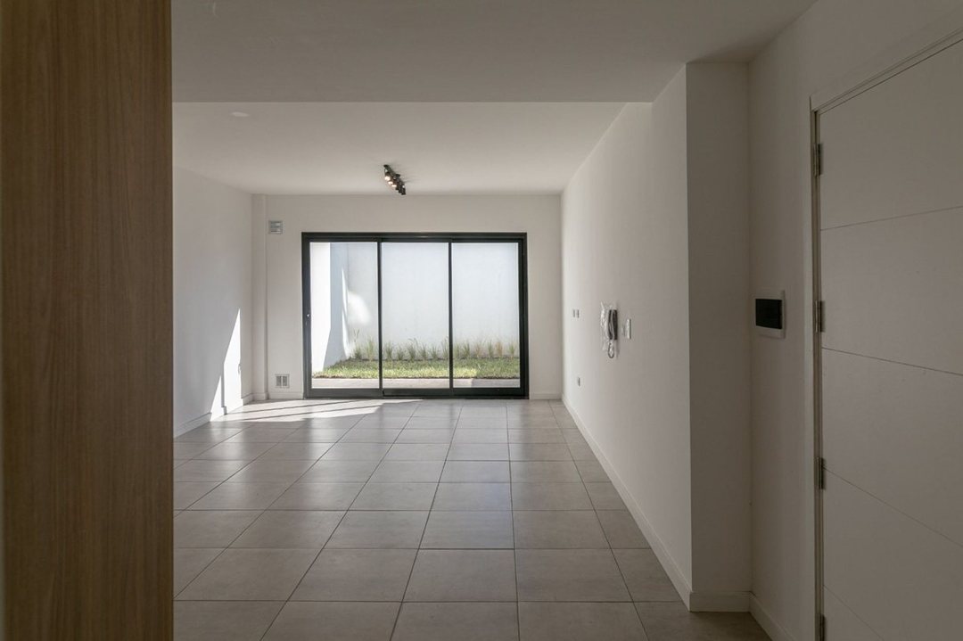 VENTA PH 2 AMB JARDIN Y PARRILLA BARRIO SAN JOSE