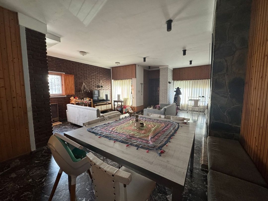 Venta Casa 3 ambientes en Campana Apta Crédito