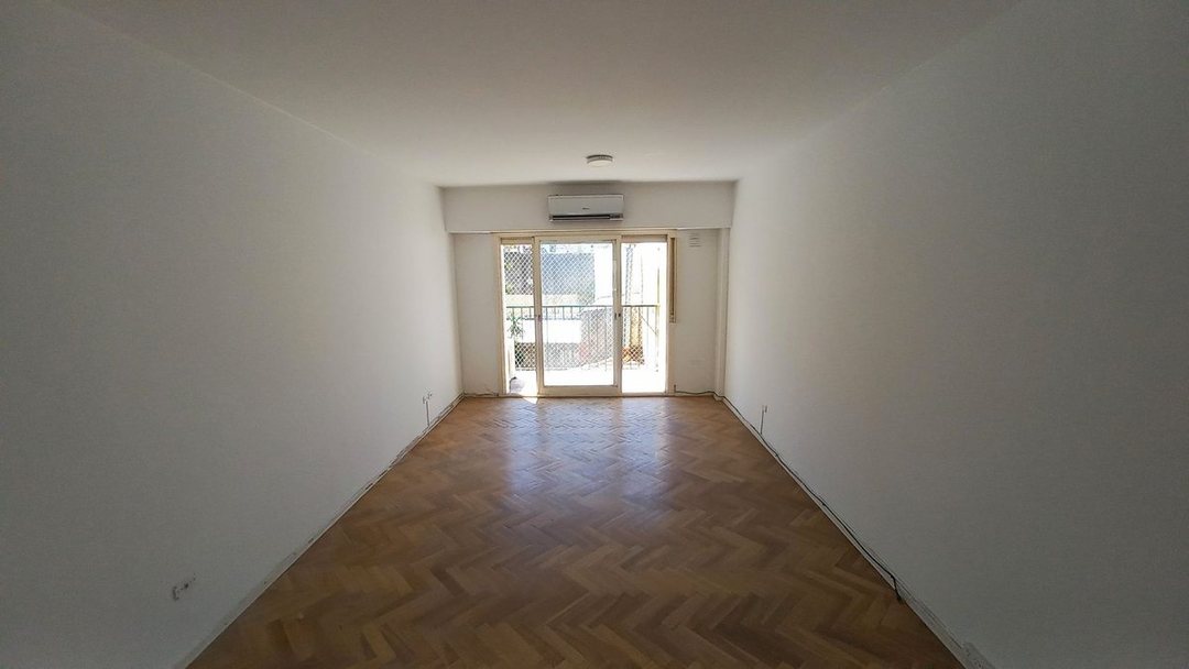 Dos ambientes en Colegiales - EN VENTA -