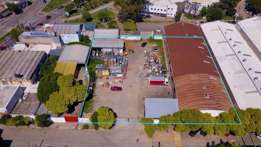 VENTA Galpón frente al CPC Av. Sabattini – Córdoba