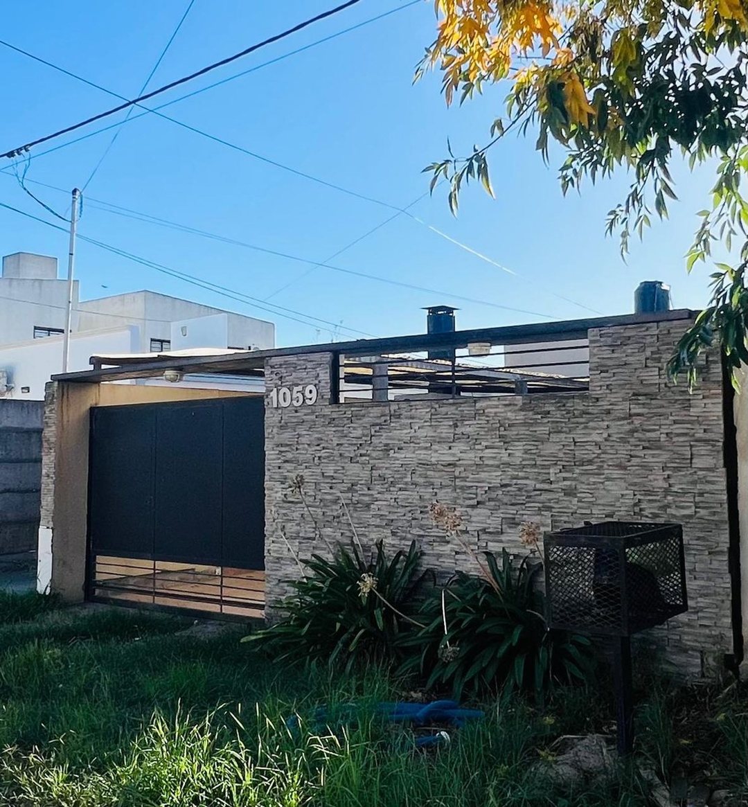 CASA EN PH EN VENTA VILLA CASTELLS - LA PLATA