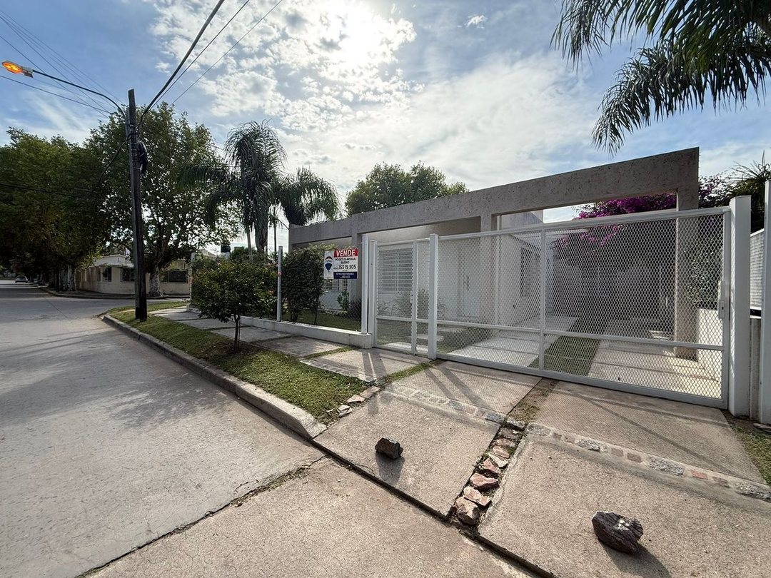 VENTA CASA A ESTRENAR 2 DORM ARGÜELLO APTO CREDITO