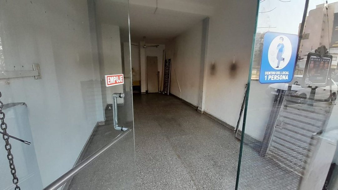 VENTA LOCAL COMERCIAL EXCELENTE ESTADO