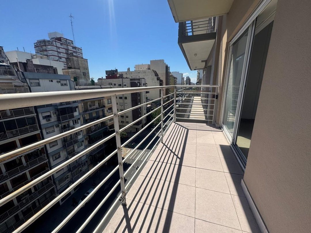 VENTA DTO 2 AMB A ESTRENAR FLORES C/BALCON /SUM