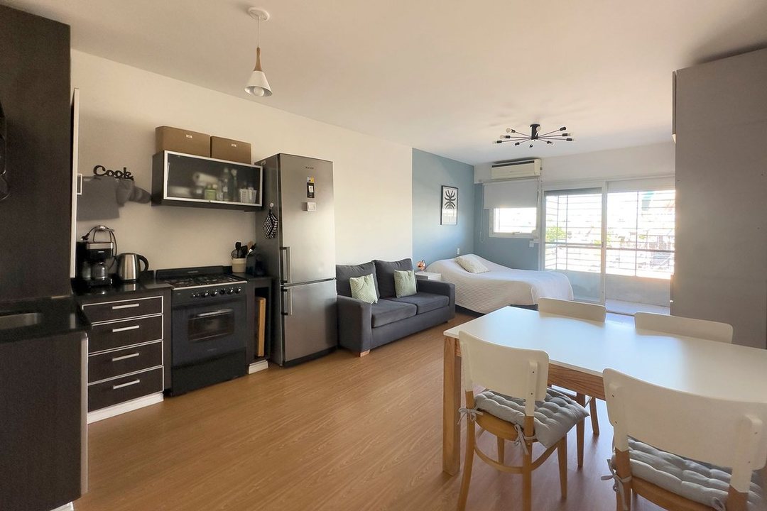 VENTA MONOAMBIENTE CON BALCÓN EN PALERMO HOLLYWOOD