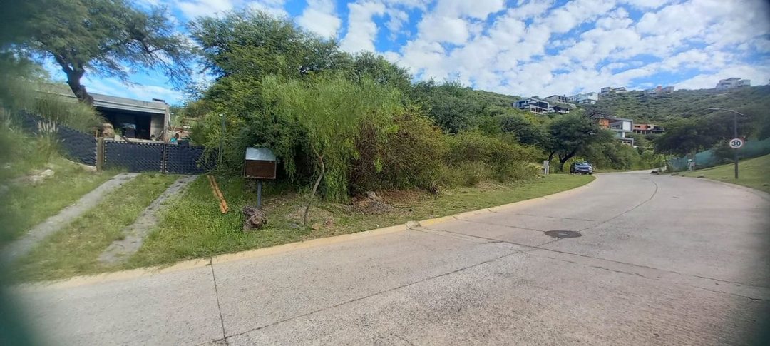VENTA LOTE LA DESEADA SALIDA A INTERCOUNTRY 1175M2