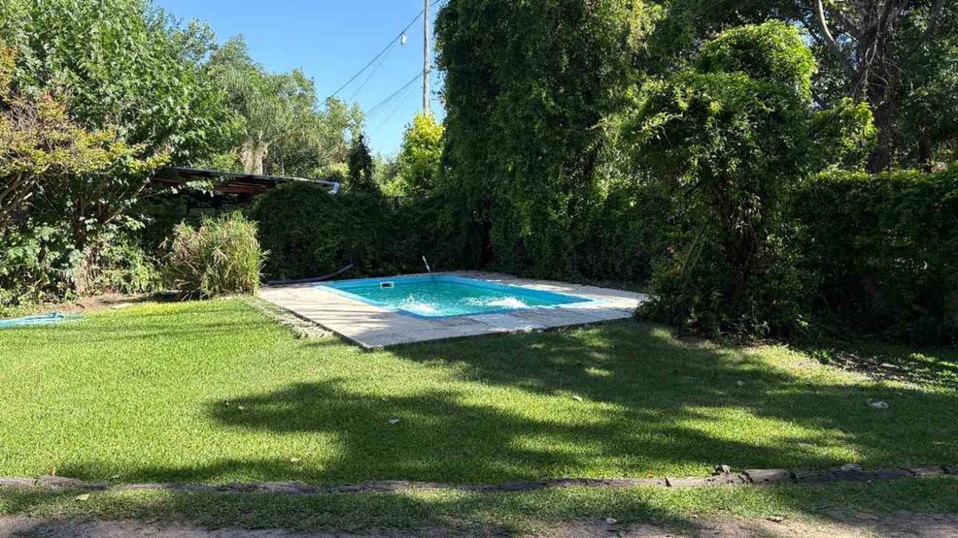 Se vende excelente casa estilo finca Paso del Rey