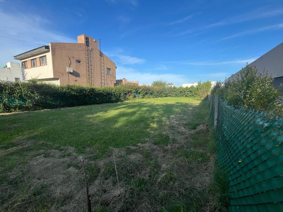 LOTE EN VENTA GONNET