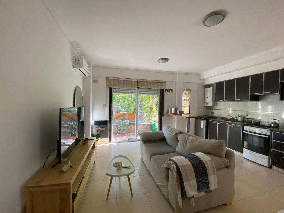 VENTA DEPARTAMENTO 2 AMBIENTES LINIERS APTO CRED.