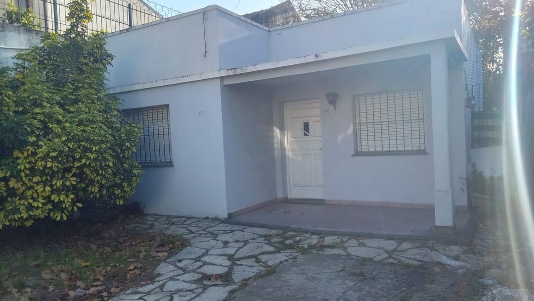 LOTE VILLA BALLESTER-SALIDA A DOS CALLES