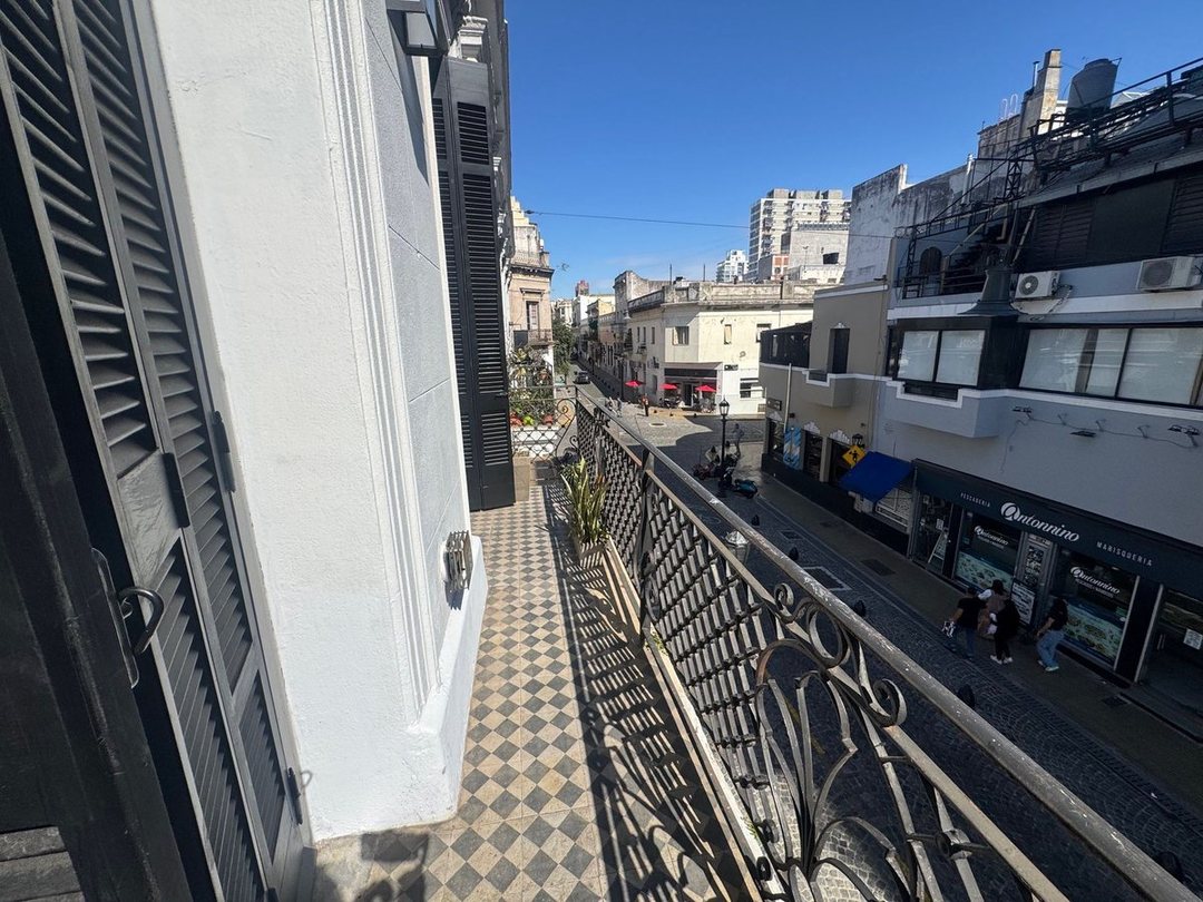 VENTA DEPARTAMENTO  SAN TELMO 2 AMB. BALCON AL FRE