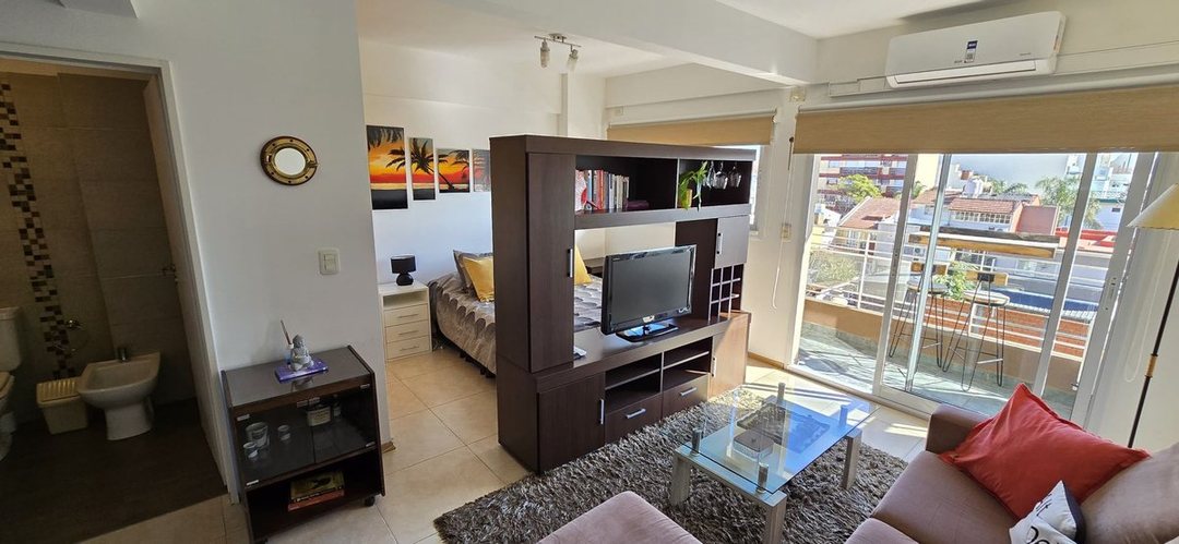 VENTA DEPTO. MONOAMBIENTE CON COCHERA APTO CREDITO