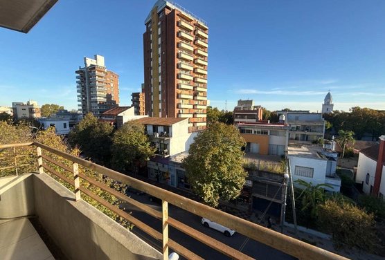 VENTA 2 AMBIENTES 50M2  VICTORIA BALCON