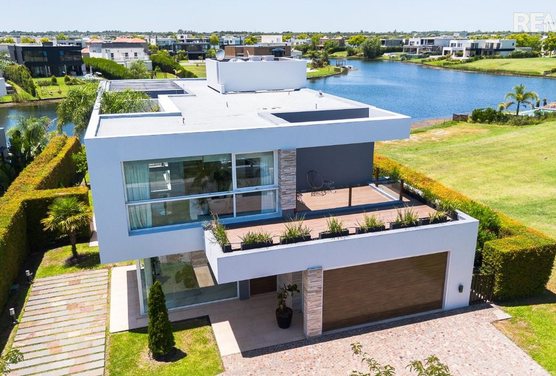 Venta excelente casa en Marinas, Puertos del Lago