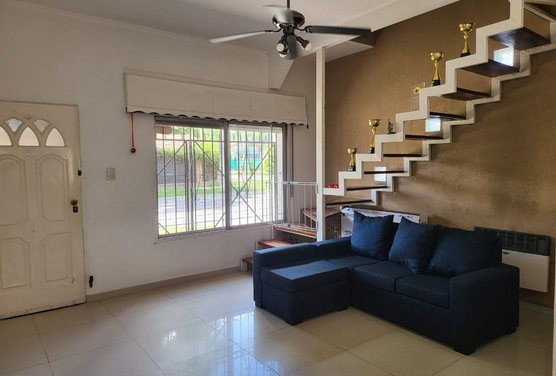 CASA 6 AMBIENTES VENTA LUIS GUILLON APTA CREDITO