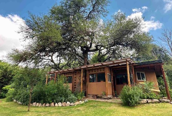 VENTA 2 CASAS BIOCLIMATICAS PUNILLA CON RIO