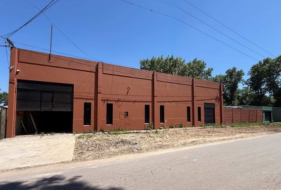 Galpon en Venta en la Plata