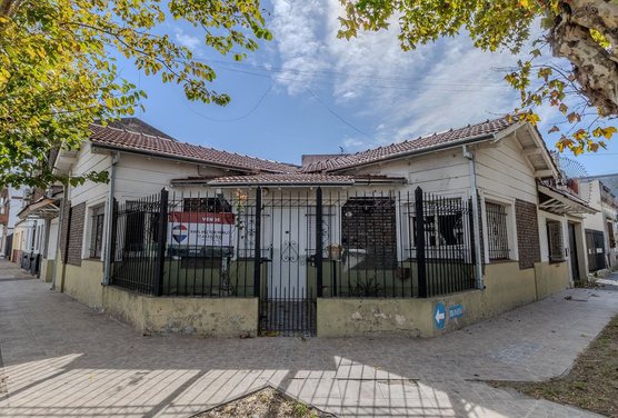 Venta Casa de 3 ambientes-Lanus Oeste