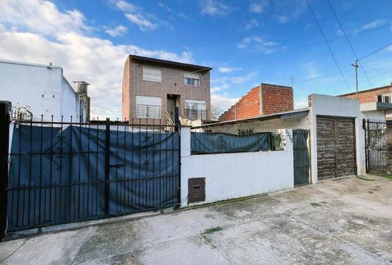 VENTA Casa 4 amb 2 Duplex B. Libertad Apto Credito
