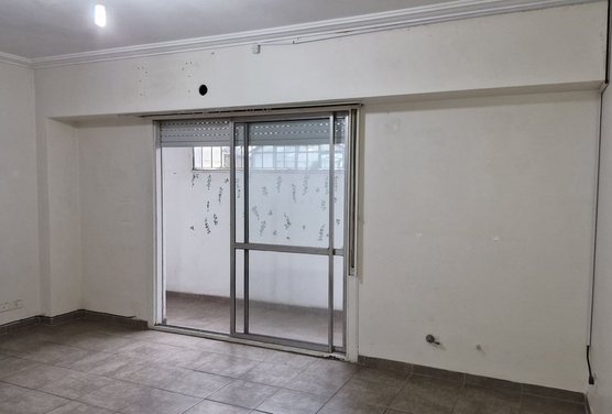 Venta Departamento 2 ambientes con Patio Caballito