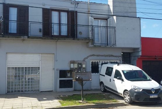 VENTA EN BLOCK 3 PH Y LOCAL BERNARDINO RIVADAVIA