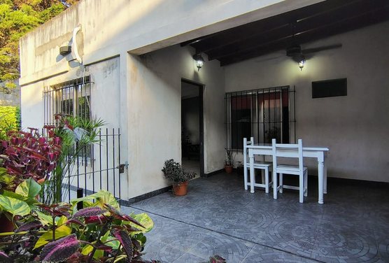 Casa 5 ambientes en venta
