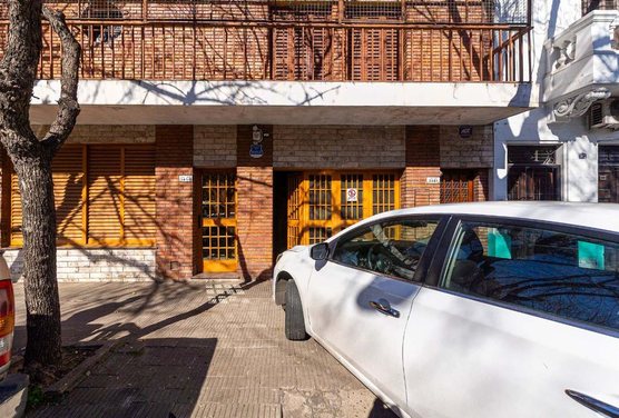 VENTA CASA 2 DORMITORIOS BARRIO ECHESORTU