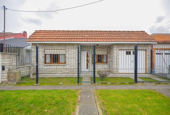 Venta casa en ph 4 ambientes APTO CREDITO