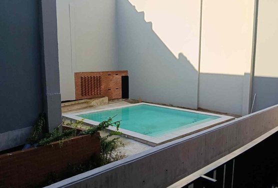 LOFT CON PATIO EN PICHINCHA APTO PROFESIONAL