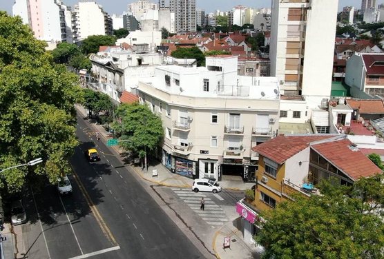 Casa edificio en block 20 u venta Pque Chacabuco