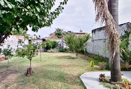 Casa 4 ambientes venta en Morón sur/apto crédito