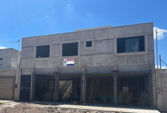 Departamento de 2 dom. con cochera