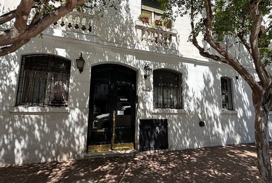 Venta 3 ambientes San Isidro - 2 piso por escalera
