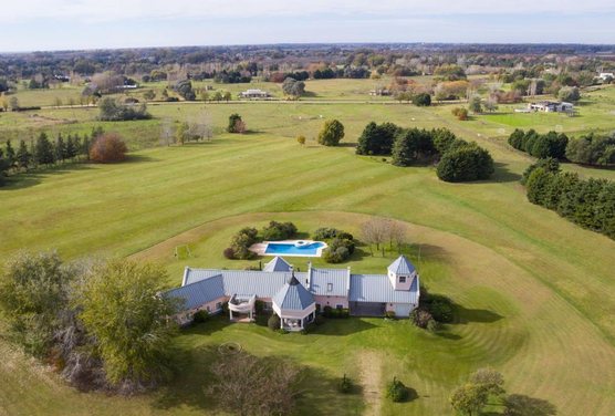 VENTA CHACRA DE 5,5 HS EN HARAS EL ARGENTINO LUJAN