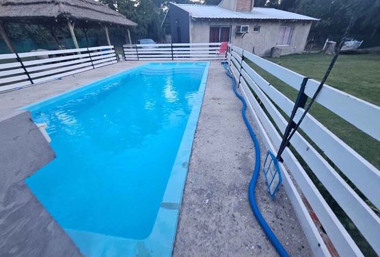 CASA EN VENTA LUJAN PILETA Y QUINCHO