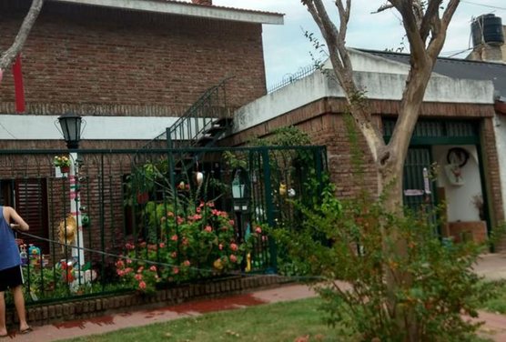 CASA EN VENTA 3 DORMITORIOS CON PATIO LA FLORIDA