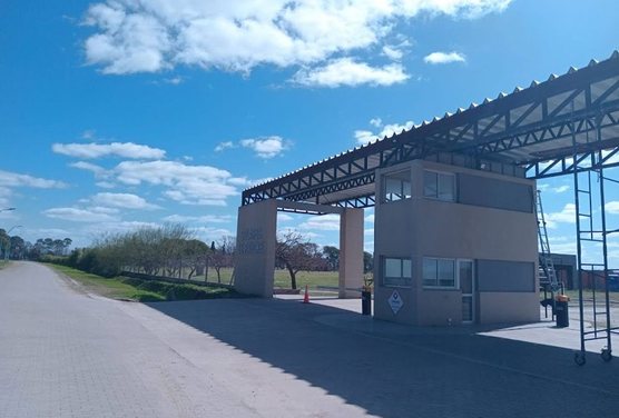 ¡ENTREGA Y CUOTAS! LOTE EN SOLARES DE PAUCKE 61