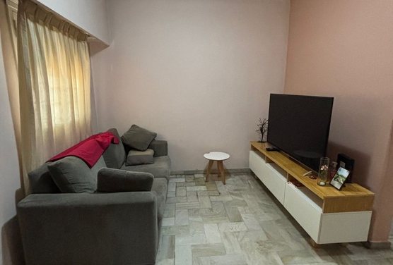 VENTA DE CASA EN LUIS AGOTE, CUATRO DORMITORIOS.