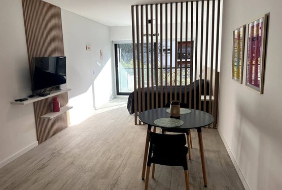 Monoambiente con Balcón