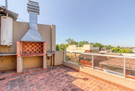 VENTA PH 3 AMB. PATIO Y PARRILLA V. LUGANO-FINANCI