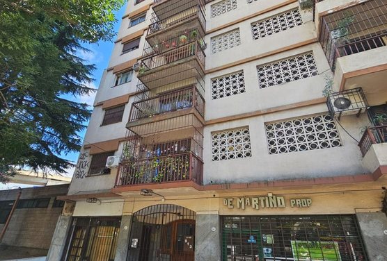 Venta Departamento 3 amb con balcon Constitucion