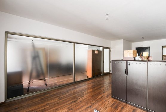 En Venta Oficina. A metros de Av. Pellegrini