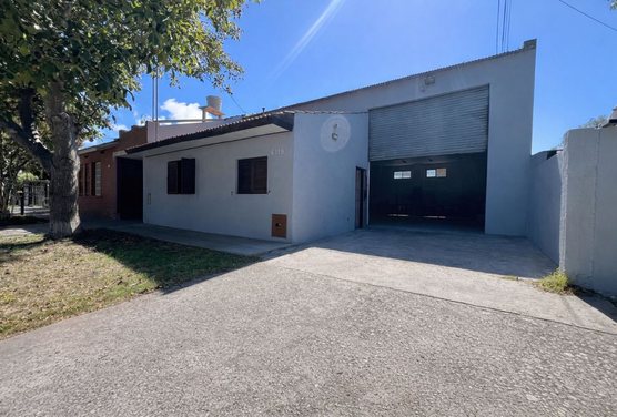Venta Galpon + Oficina Villa Primera