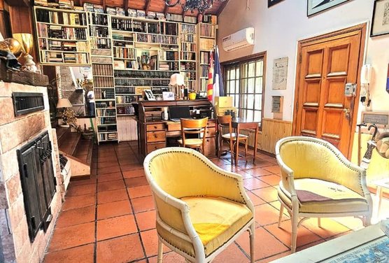 Venta 5 casas, sobre 6ha, con 2 piletas